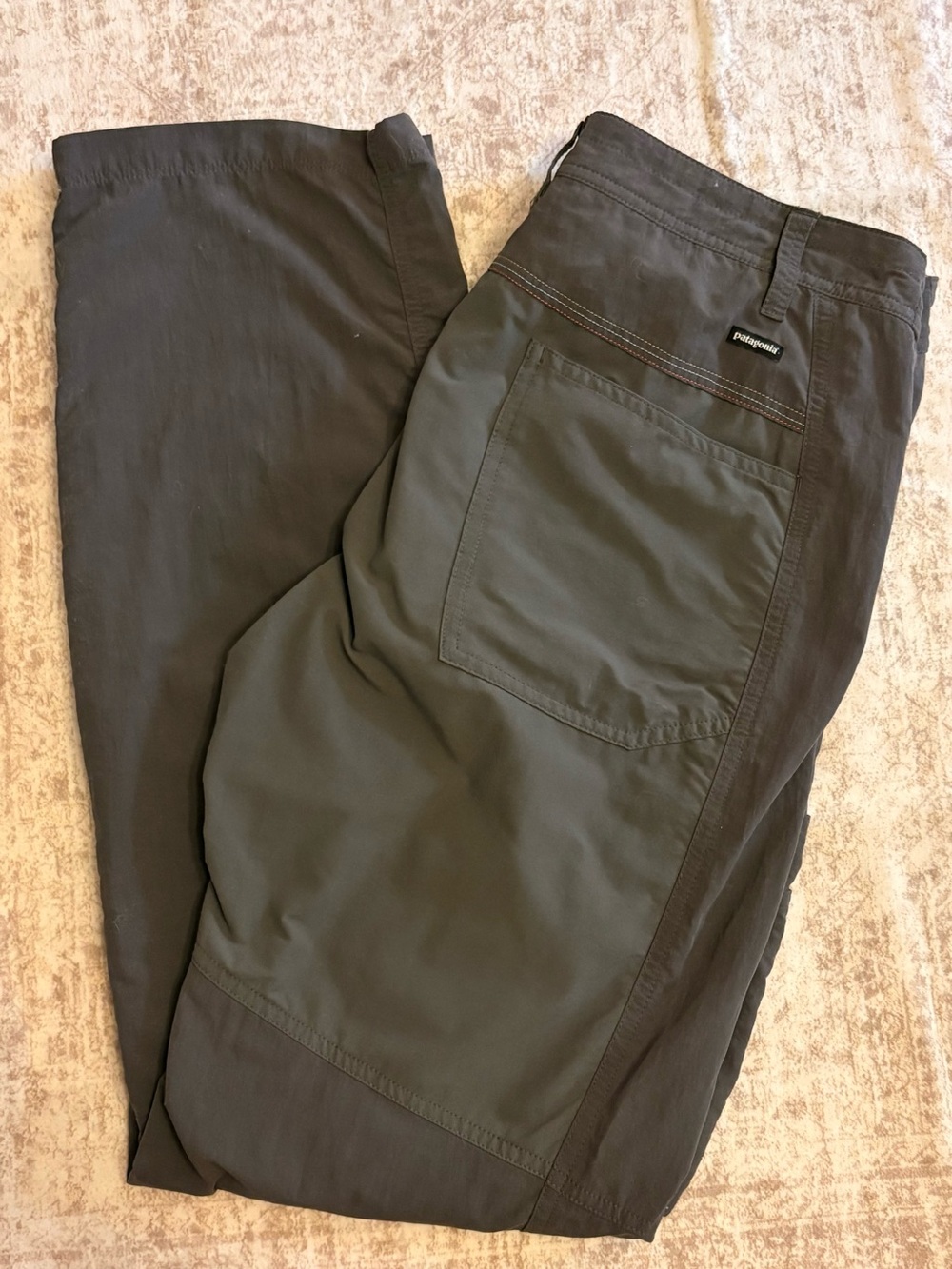 Pagaonia W's Away From Home Pants